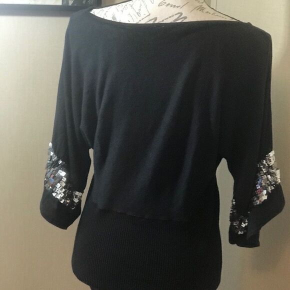 Studio Y size medium black knit pull over silver - Picture 3 of 15